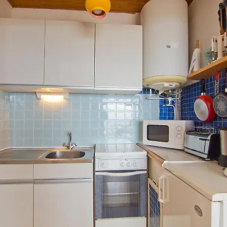 Trouz Ar Mor-1 By Interhome